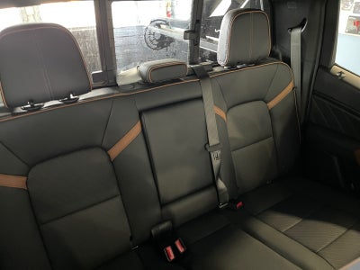 2025 GMC Canyon AT4
