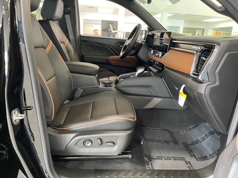 2025 GMC Canyon AT4