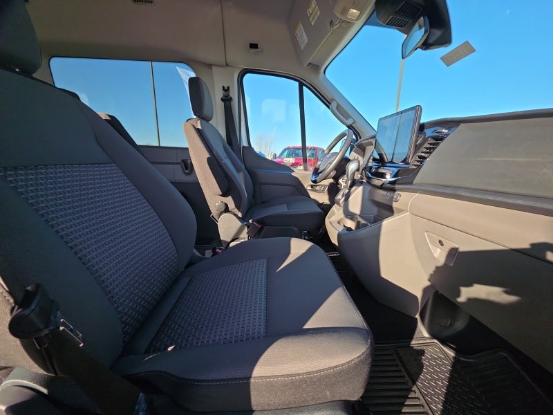2024 Ford Transit Passenger Wagon XL