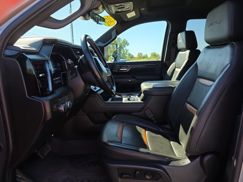 2025 GMC Sierra 2500 HD AT4