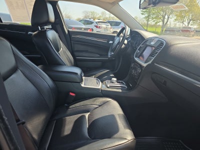 2023 Chrysler 300 Touring L