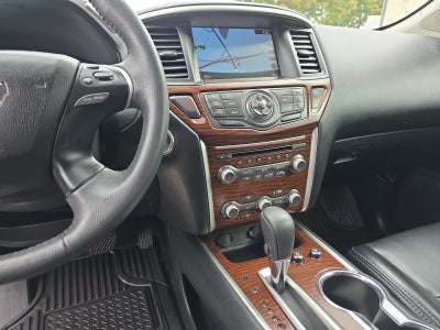 2017 Nissan Pathfinder Platinum