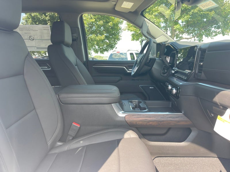 2025 GMC Sierra 3500 HD SLT