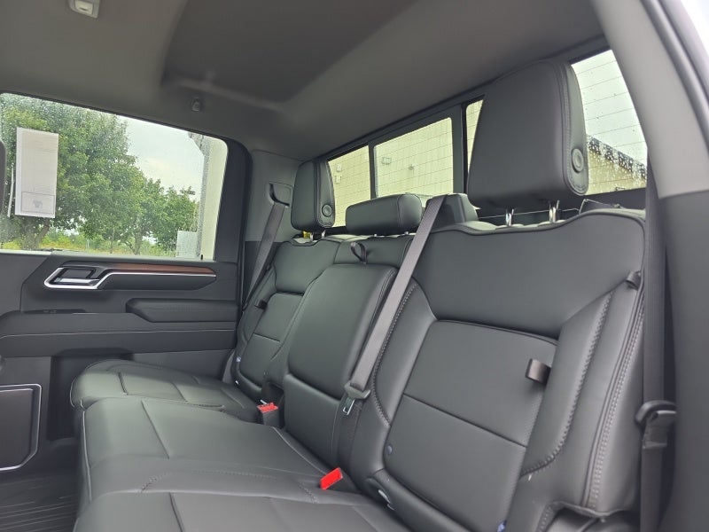 2026 GMC Sierra 3500HD Denali - Photo 18