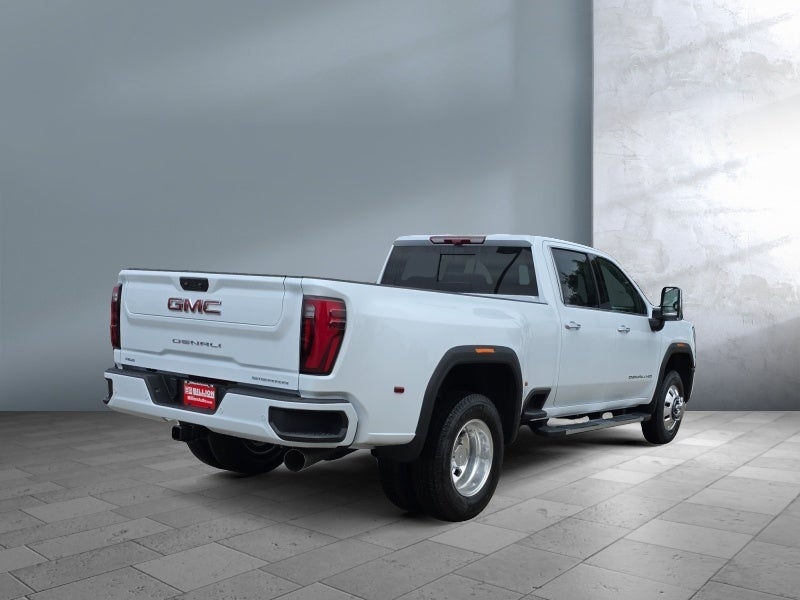 2026 GMC Sierra 3500HD Denali - Photo 6