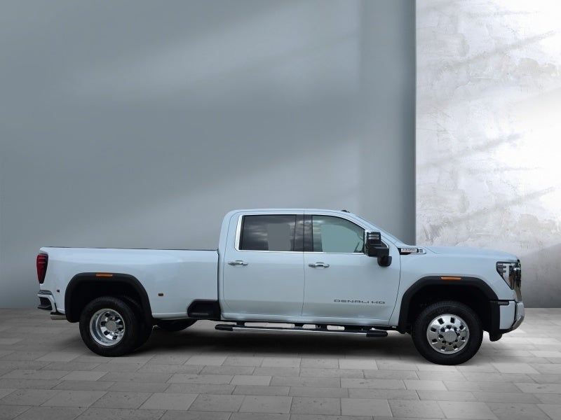 2026 GMC Sierra 3500HD Denali - Photo 7