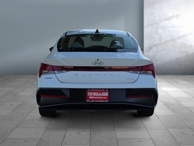 2025 Hyundai Elantra Limited